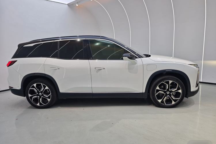Used Nio ES8 2020 415 km Signature Edition 6-Seater Version
