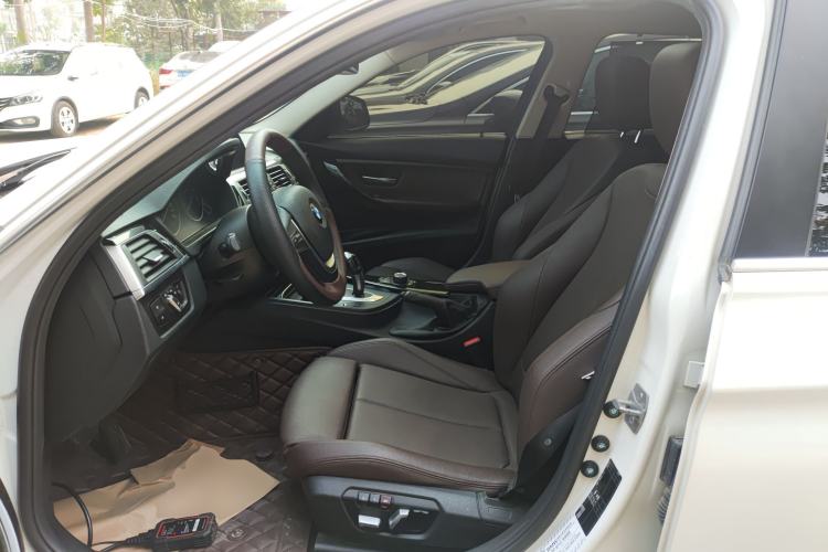 Used BMW 3 Series 2018 318Li
