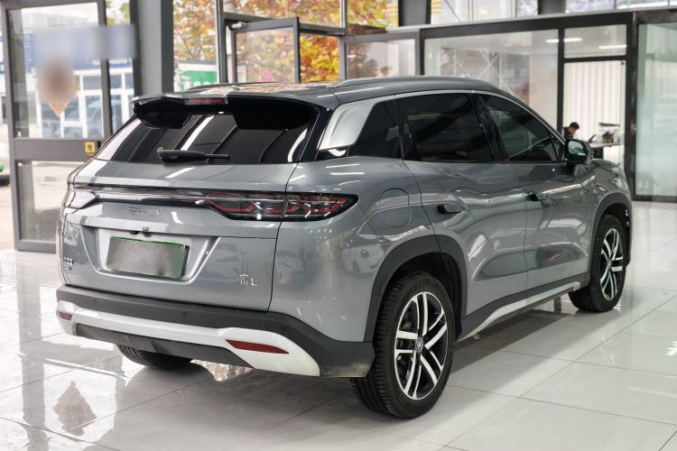 Used BYD Song L DM-i 2024 112 km Beyond Edition
