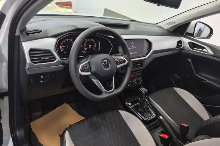 Used Volkswagen Tacqua 2021 200TSI DSG JoyConnect Edition