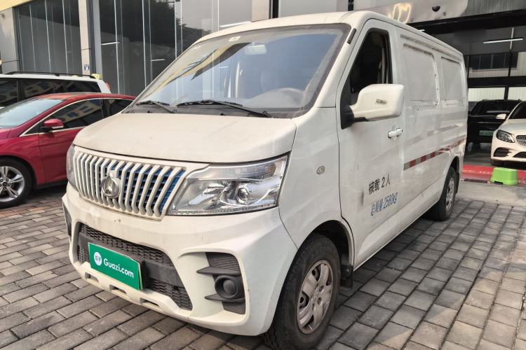 Used Chana Ruixing EM60 2023 Pure Electric Van 4525 mm Long Flat Roof with Back-Hinged Doors 2 Seats 60 kW 38.7 kWh
