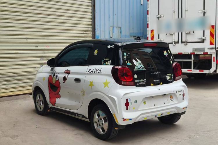 Used Roewe Clever 2021 302 km New Four-Seater Super-Efficient Version
