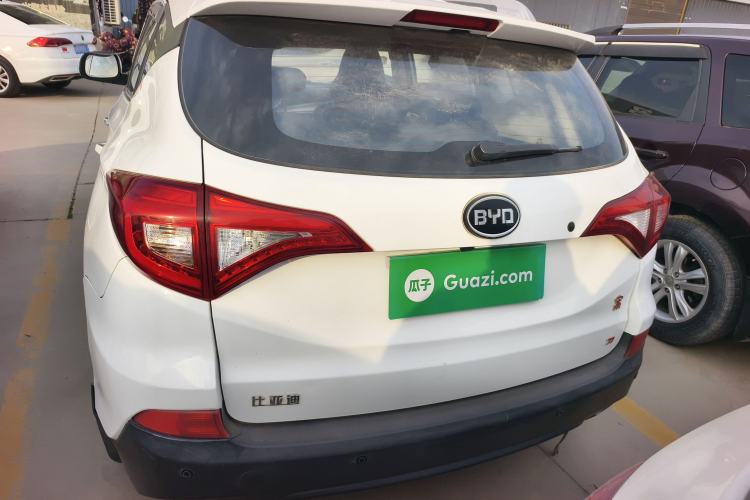 Used BYD Song 2016 GaiShi Edition 1.5TI Manual Elite Model
