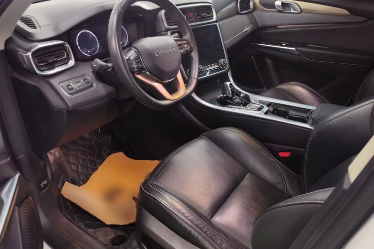 Used Lynk & Co 01 2017 2.0T Two-Wheel-Drive Version
