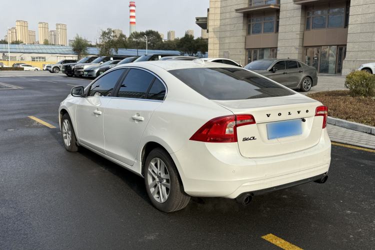 Used Volvo S60 2017 S60L T3 Smart Upgrade Edition
