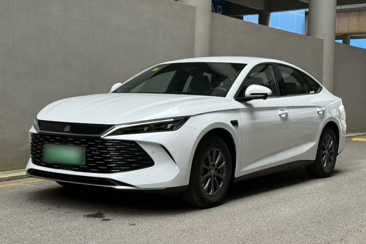 Used BYD Qin L 2025 DM-i Smart Drive 80KM Leading Model