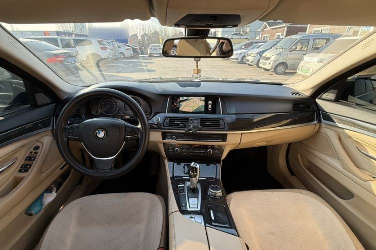 Used BMW 5 Series 2014 525Li Luxury Design Package