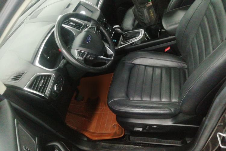 Used Ford Edge 2018 EcoBoost 245 Two-Wheel-Drive Titanium 7-Seater China V Standard
