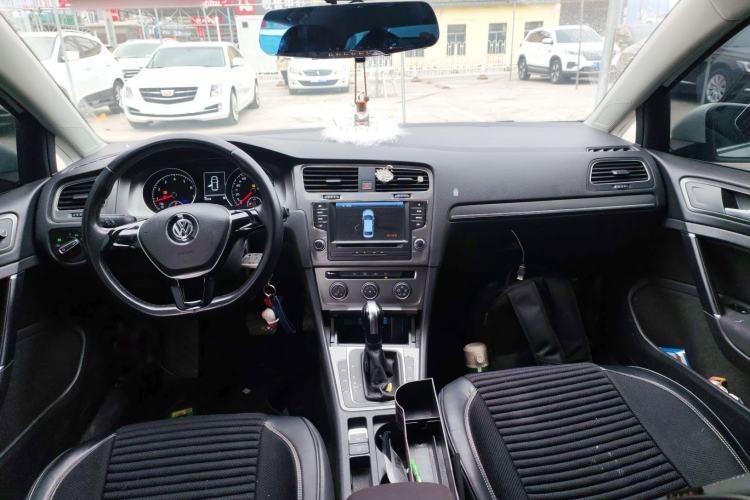 Used Volkswagen Golf 2016 1.6L Automatic Comfort Model
