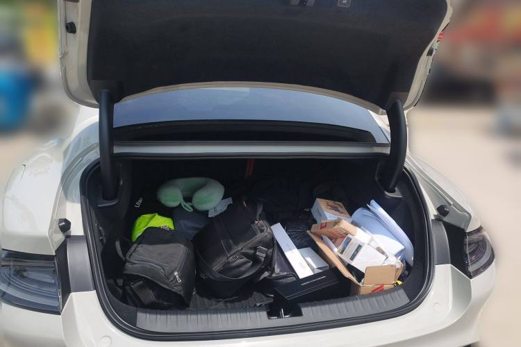 Used  SU7 2024 Four-Wheel Drive Ultra-Long Range Advanced Intelligent Driving Max Edition
