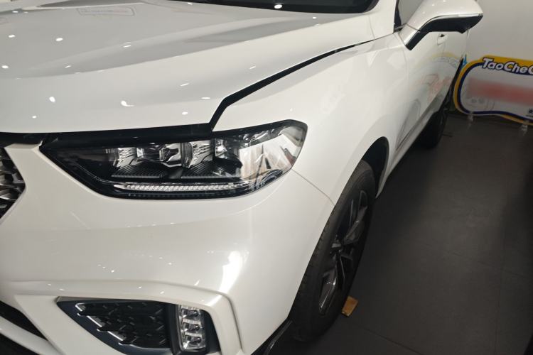 Used Wey VV5 2021 1.5T Two-Wheel Drive Color Pioneer
