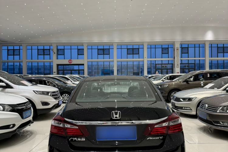 Used Honda Accord 2016 2.0L Elite Edition
