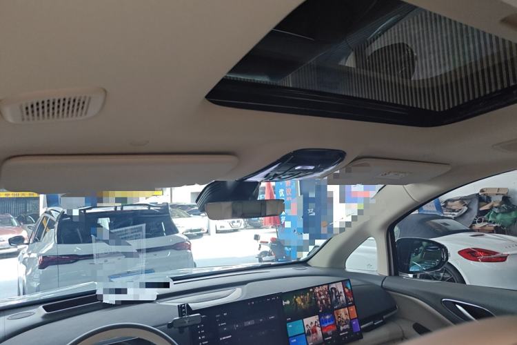 Used VOYAH Dream 2024 PHEV Extended-Range Premium Edition
