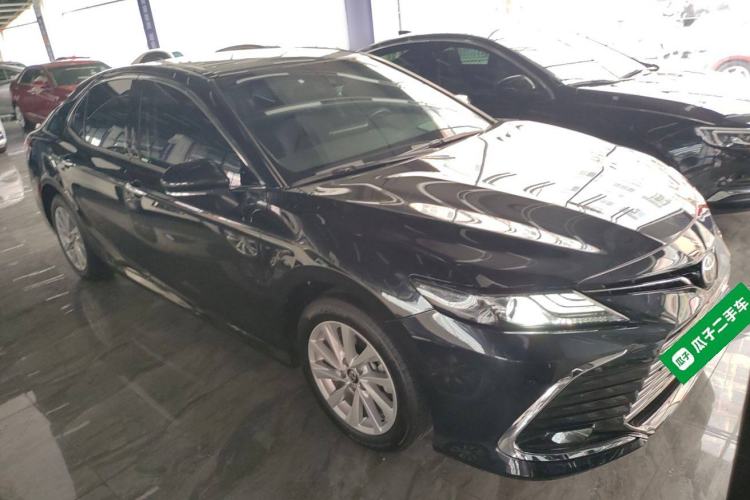 Used Toyota Camry 2021 2.0G Luxury Edition
