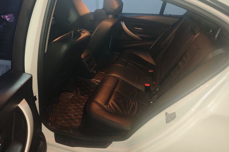 Used BMW 3 Series 2014 320i Sport Edition
