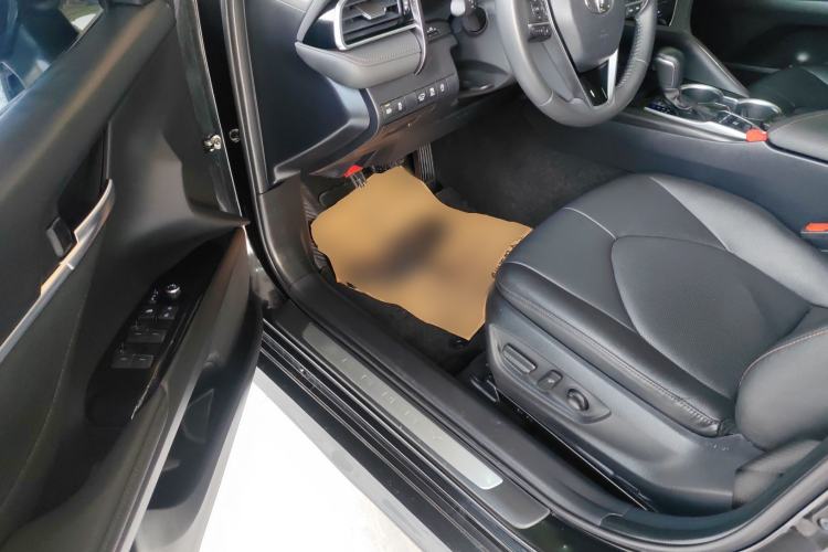 Used Toyota Camry 2021 2.5G Luxury Edition
