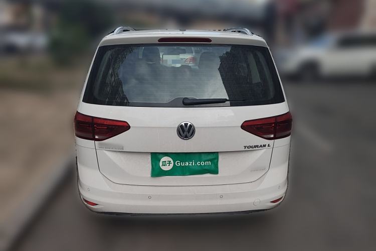 Used Volkswagen Touran 2016 Volkswagen Touran L 280TSI DSG Comfort Edition