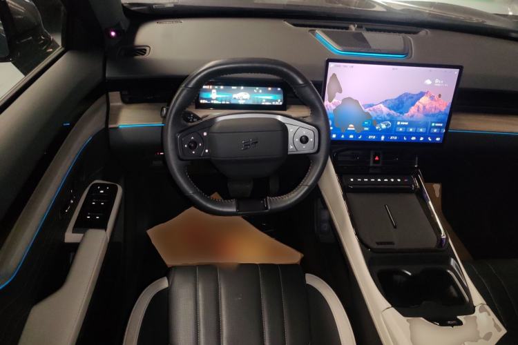 Used JETOUR Shanhai L6 2024 1.5TD DHT ULTRA
