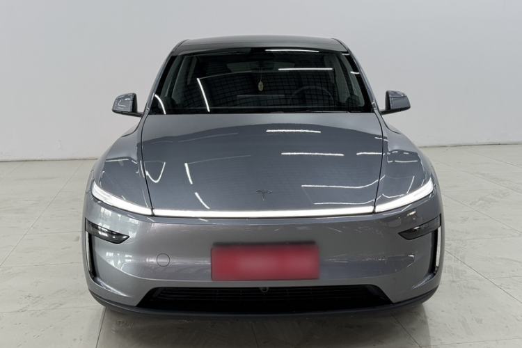 Used Tesla Model Y 2025 Rear-Wheel Drive First Edition
