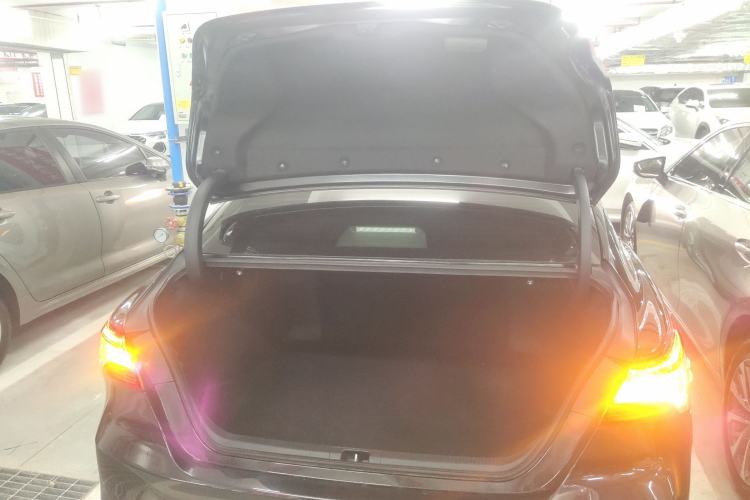 Used Toyota Camry 2021 Dual-Motor 2.5 HGVP Leading Edition
