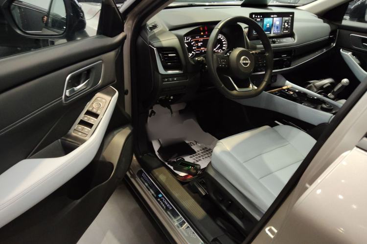 Used Nissan X-Trail 2023 e-POWER Ultra-Hybrid Dual-Motor All-Wheel-Drive Luxury Edition
