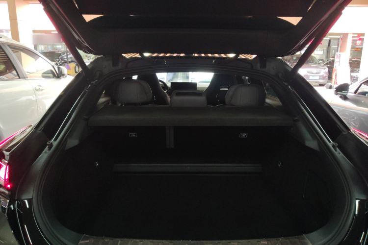 Used Zeekr 001 2023 WE Edition 100 kWh
