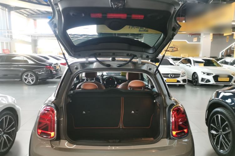 Used  MINI 2022 Updated 1.5T COOPER Classic Edition
