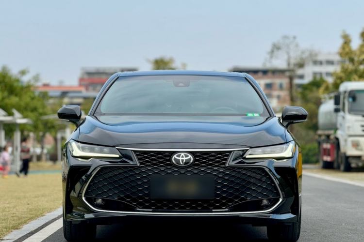 Used Toyota Avalon 2023 2.5L Luxury Edition
