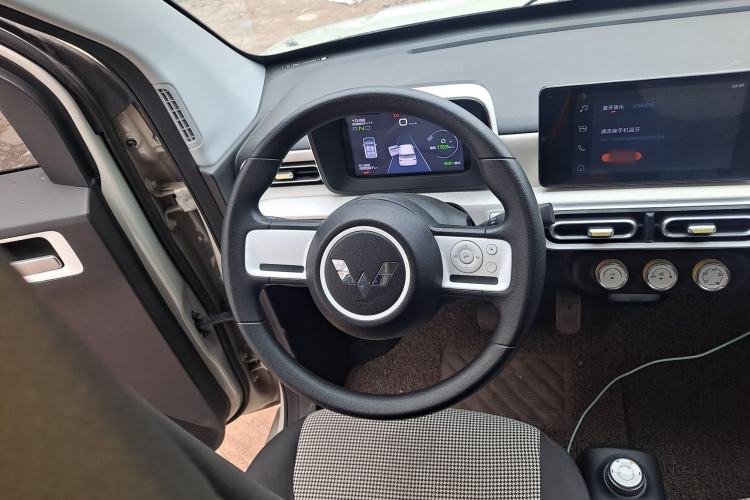 Used Wuling Hongguang MINIEV 2024 3rd Generation 215km Advanced Version