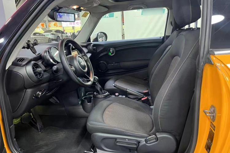 Used  MINI 2014 1.5T COOPER Fun
