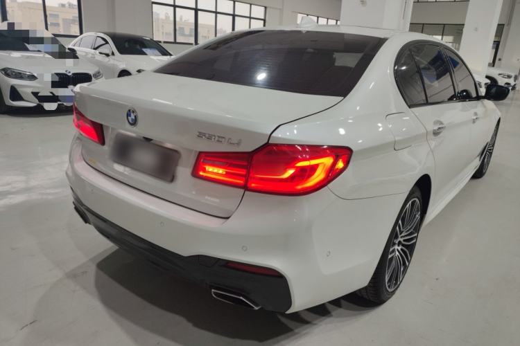 Used BMW 5 Series 2018 Restyled 530Li Leading Edition M Sport Package