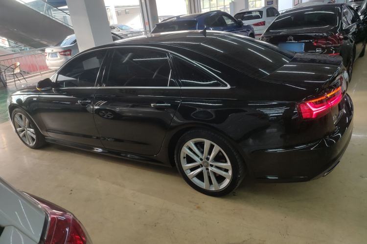 Used Audi A6L 2018 30th Anniversary Edition 45 TFSI quattro Luxury Model
