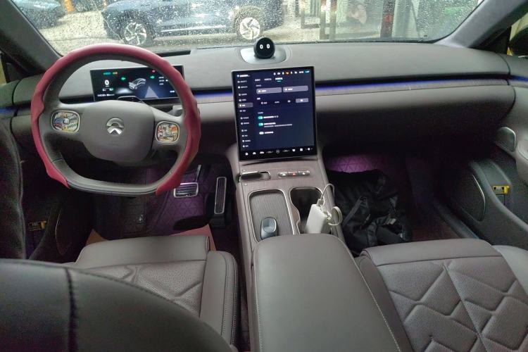 Used Nio ET7 2024 75 kWh Executive Signature Edition
