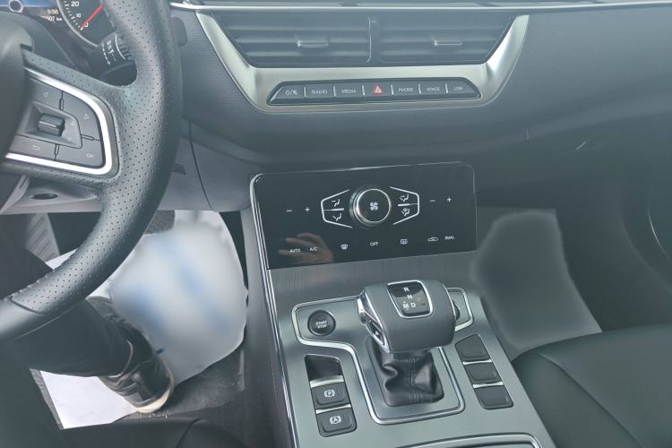 Used Hongqi H5 2022 Classic Model Facelift 1.8T Automatic Smart Connect Flagship Edition
