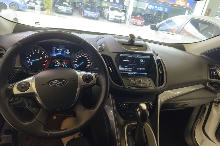 Used Ford Kuga 2015 2.0L GTDi Four-Wheel Drive Elite Model
