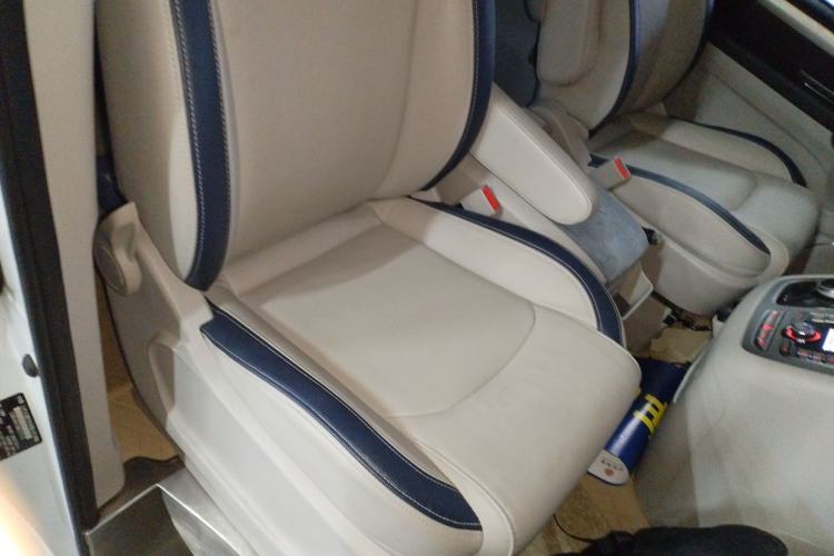 Used SAIC MAXUS G10 2022 2.0T Automatic Elite Edition Gasoline 7-Seater
