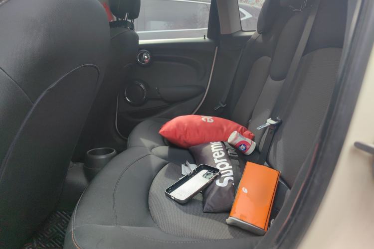 Used  MINI 2016 1.2T ONE Pioneer Edition Five-Door Version
