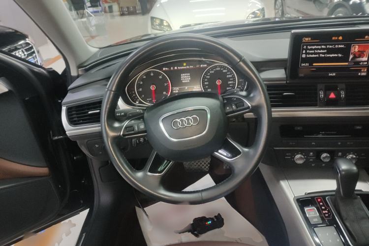 Used Audi A6L 2018 30th Anniversary Edition 35 TFSI Fashion Model
