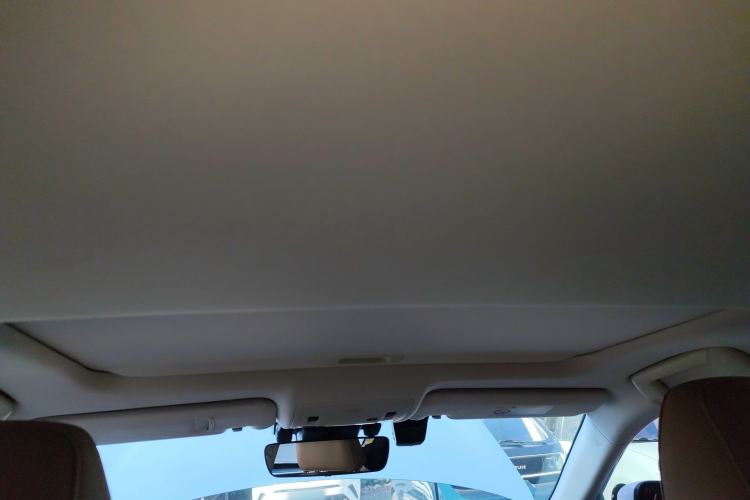 Used Lexus ES 2017 300h Mark Levinson Comfort Edition
