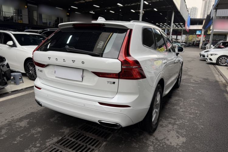 Used Volvo XC60 2019 T5 4x4 Smart Edition China VI Standard