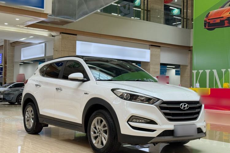 Used Hyundai Tucson 2018 1.6T Dual-Clutch Two-Wheel Drive 15th Anniversary Special Edition
