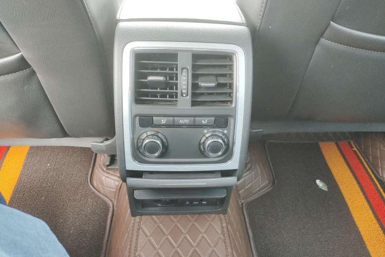 Used Volkswagen Passat 2015 1.8TSI DSG Prestige Edition
