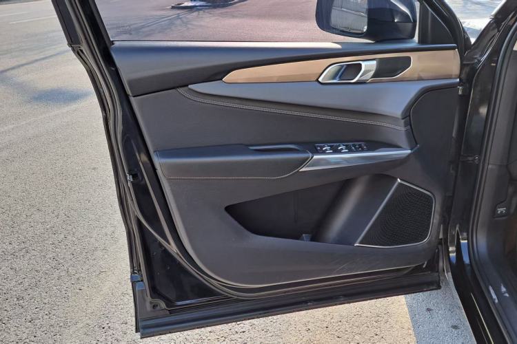 Used Lynk & Co 01 2017 2.0T Two-Wheel Drive Pro Edition
