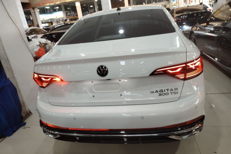 Used Volkswagen Sagitar 2023 300TSI DSG Excellence Edition
