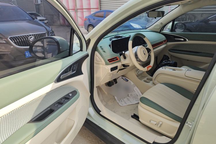 Used ORA Good Cat 2023 401 km Standard Range Prestige Version Lithium Iron Phosphate