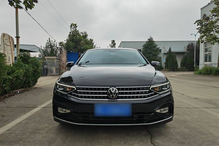 Used Volkswagen Magotan 2023 2 Million Units Commemorative Edition 330TSI DSG Luxury Version
