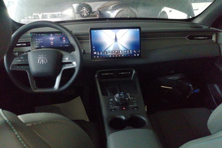 Used BYD Qin PLUS 2025 EV Smart Drive Edition 420KM Leading Model