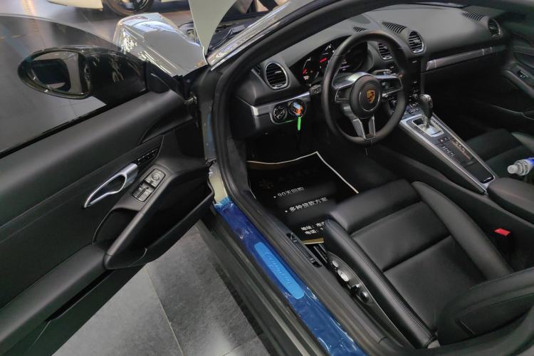 Used Porsche 718 2020 Cayman 2.0T
