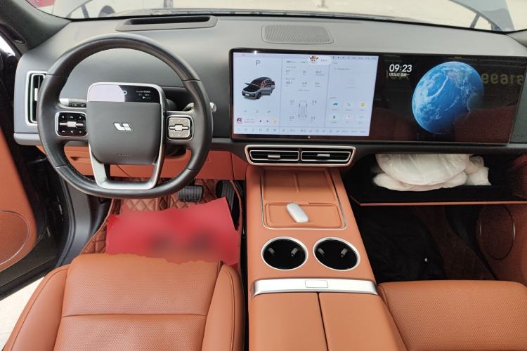 Used Li Auto L8 2023 Pro Model
