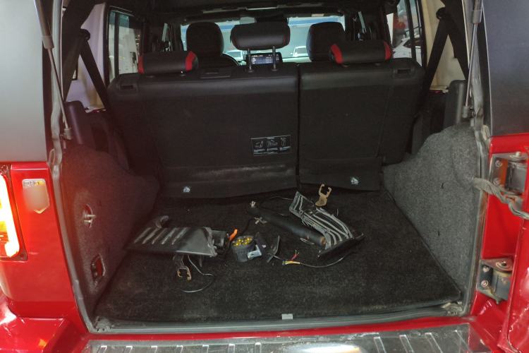 Used Beijing Auto BJ40 2020 2.0T Automatic Four-Wheel Drive Urban Hunter Edition Prestige Version
